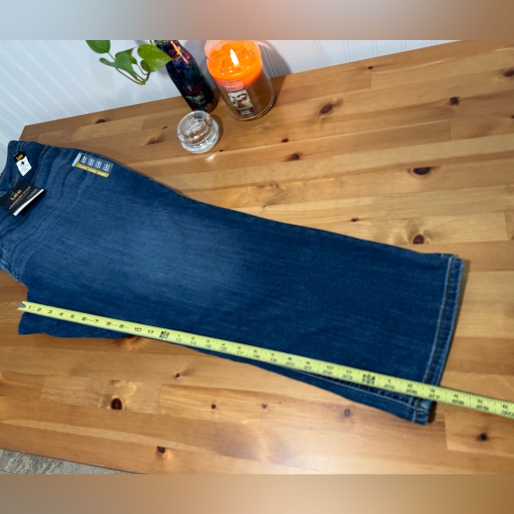 Lee Straight Leg Mid Rise Blue Jeans Size 24W Petite New With Tags - Picture 10 of 12